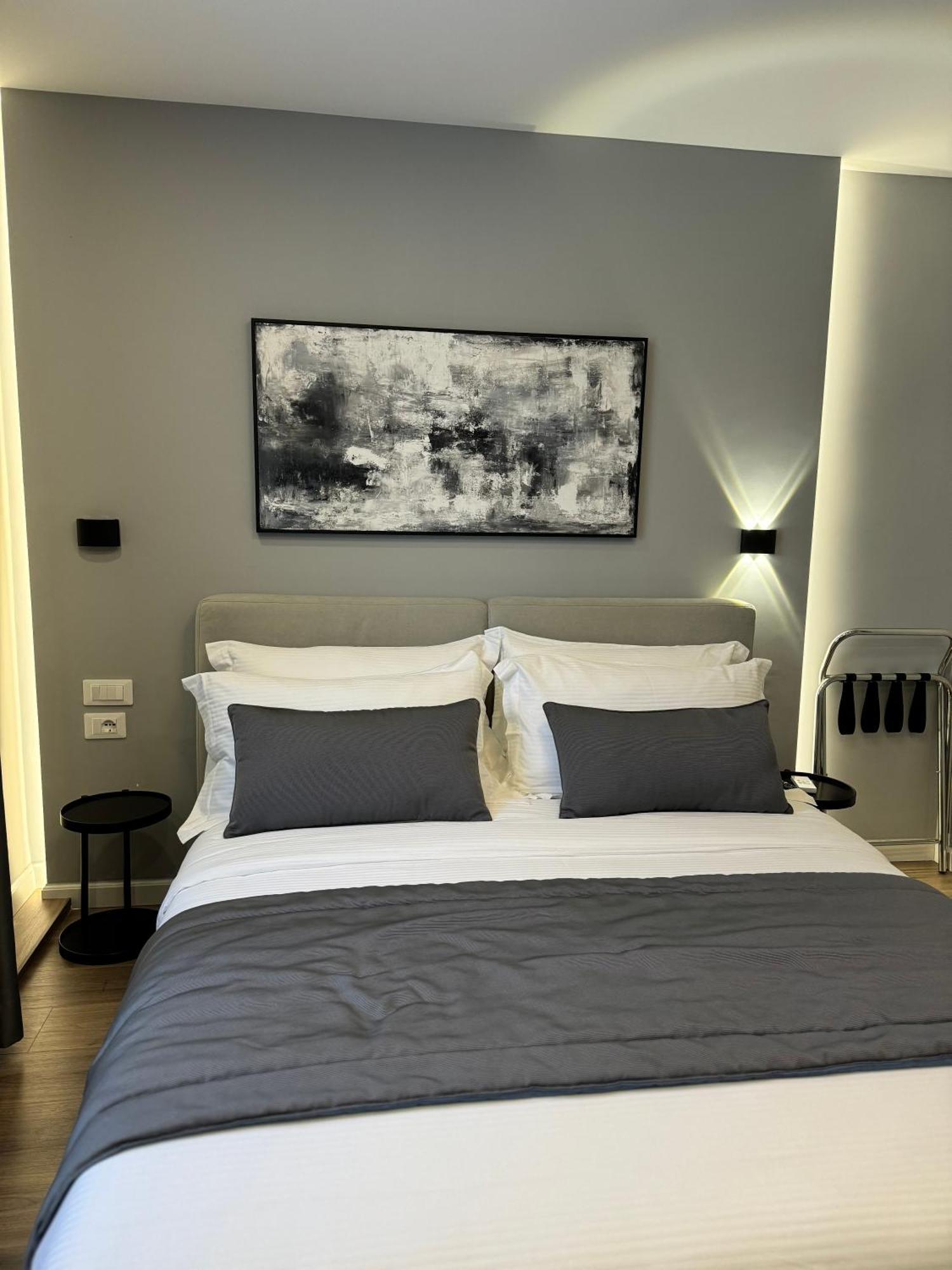 L'Hotel Τίρανα Εξωτερικό φωτογραφία