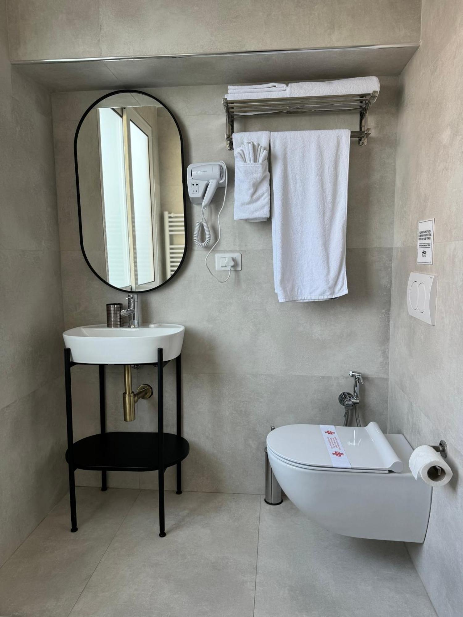 L'Hotel Τίρανα Εξωτερικό φωτογραφία